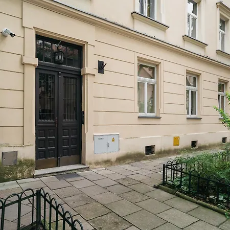 Eile - Loftaffair Apartmán